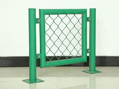 飛機(jī)場護(hù)欄網(wǎng) 光伏護(hù)欄網(wǎng)廠家 公路護(hù)欄網(wǎng)廠家報(bào)價(jià)